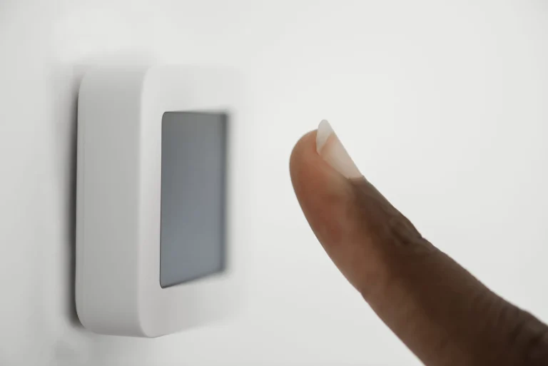 smart security systems - view of fingerpring scanning
